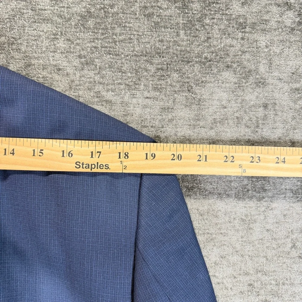 Jos A Bank TravelTech Blazer Men's 44R Blue Slim Fit Wool Mositure Wicking